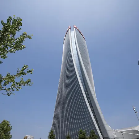 Fiore Milanese - San Siro, Fiera & Life - Rinnovamento Facciata Palazzo In Corso 아파트 밀라노