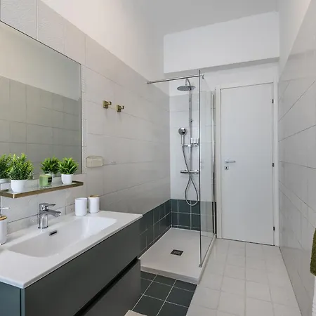 Fiore Milanese - San Siro, Fiera & Life - Rinnovamento Facciata Palazzo In Corso 公寓 米兰